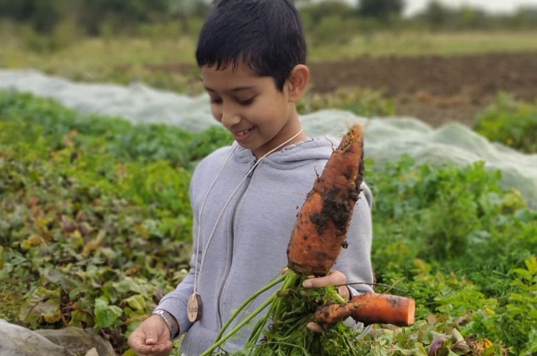 Boy with a carrott